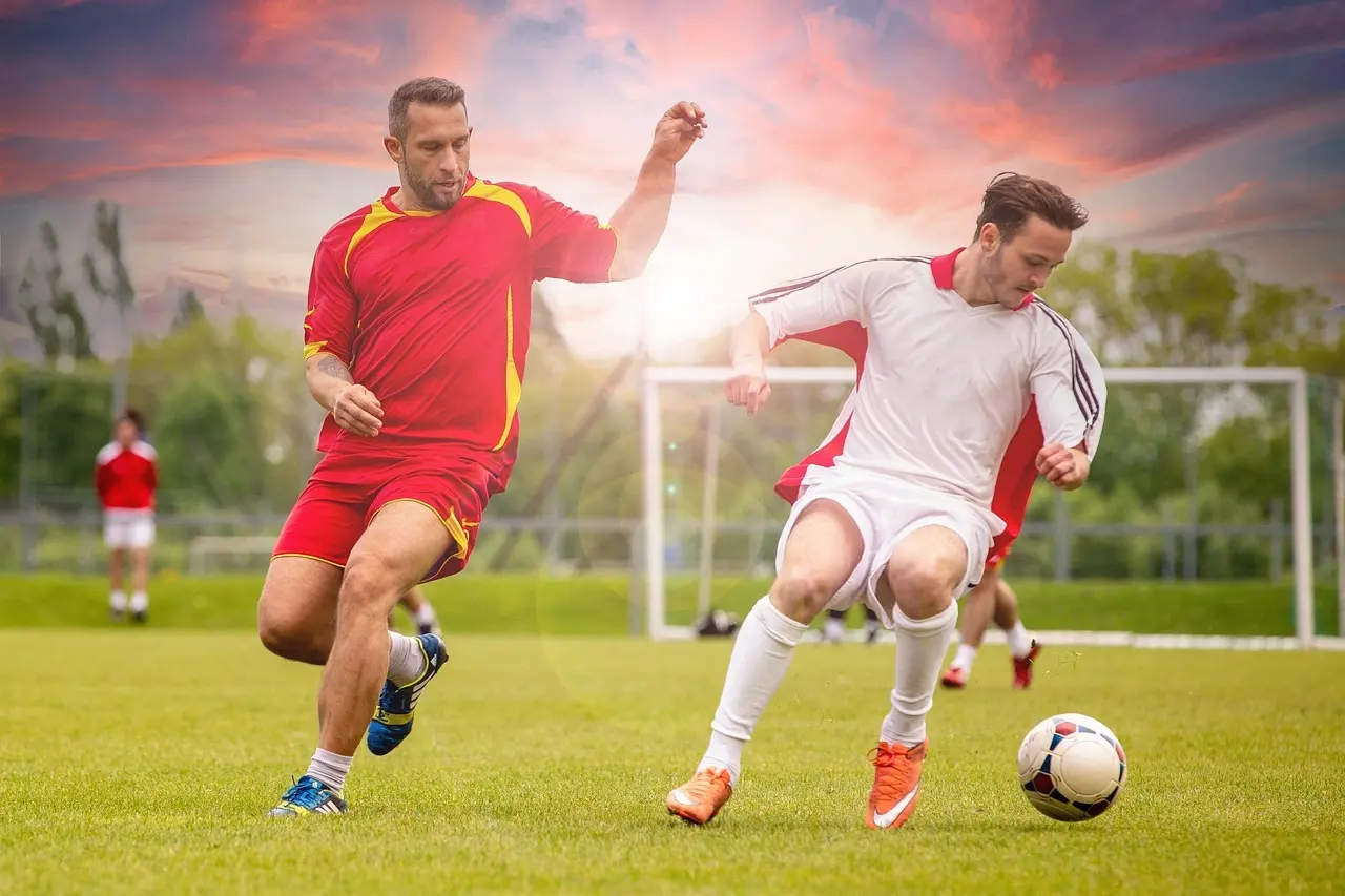 Dramatik, sene mål og målfest: Division 1 runde 14 leverede det hele