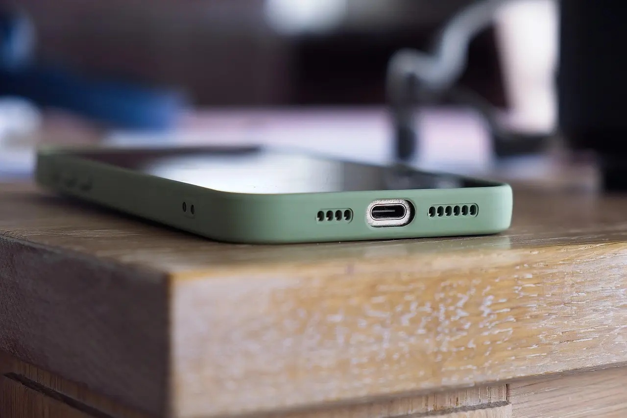 Er telefonnummer 63105980 sikkert at besvare?